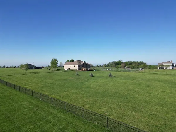 $575,000 | 4860 West 351st Street, Louisburg, KS 66053