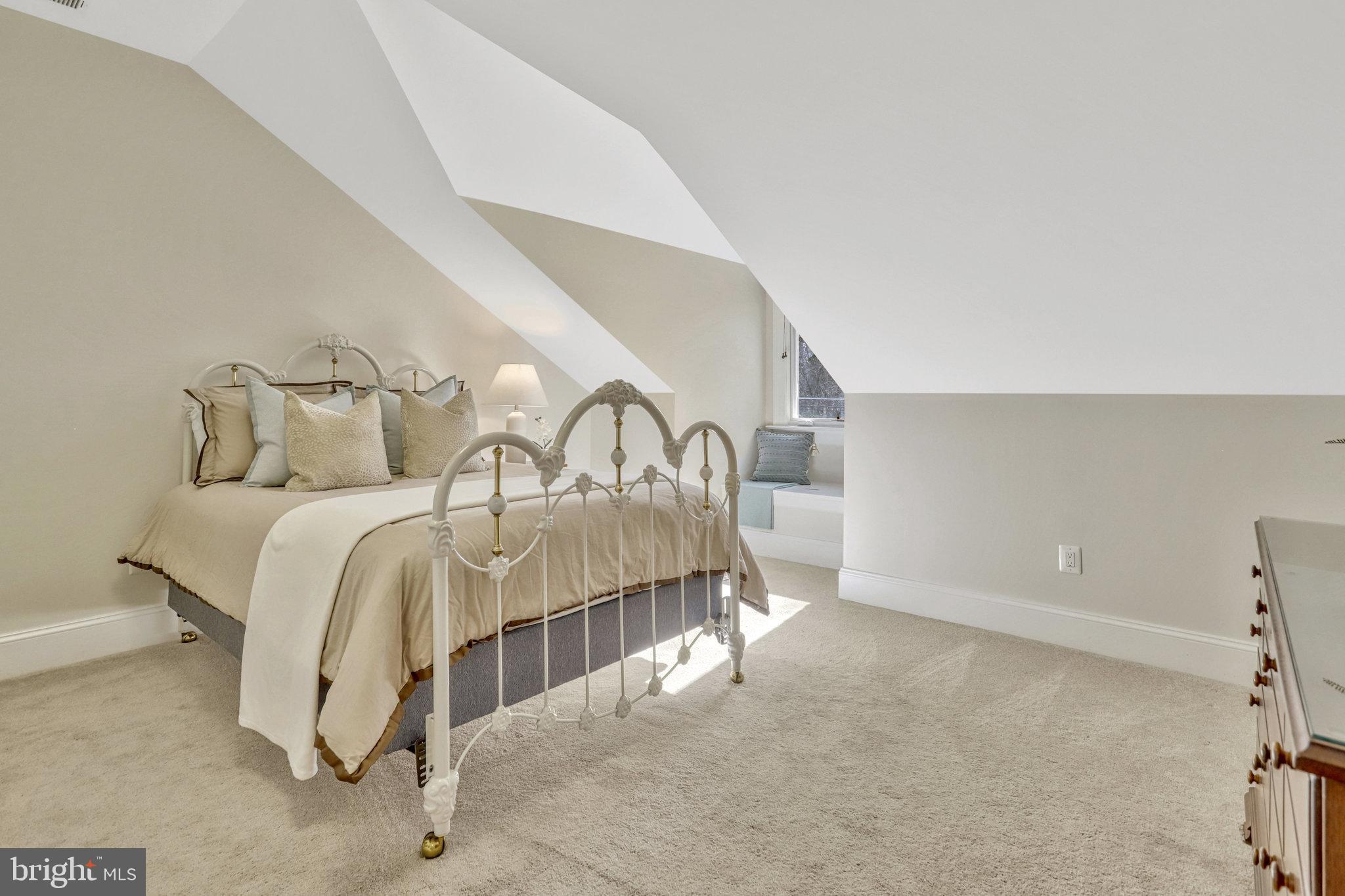 2521 Hunter Mill Road Oakton, VA 22124 - Photo 68 of 132 Bedroom #4