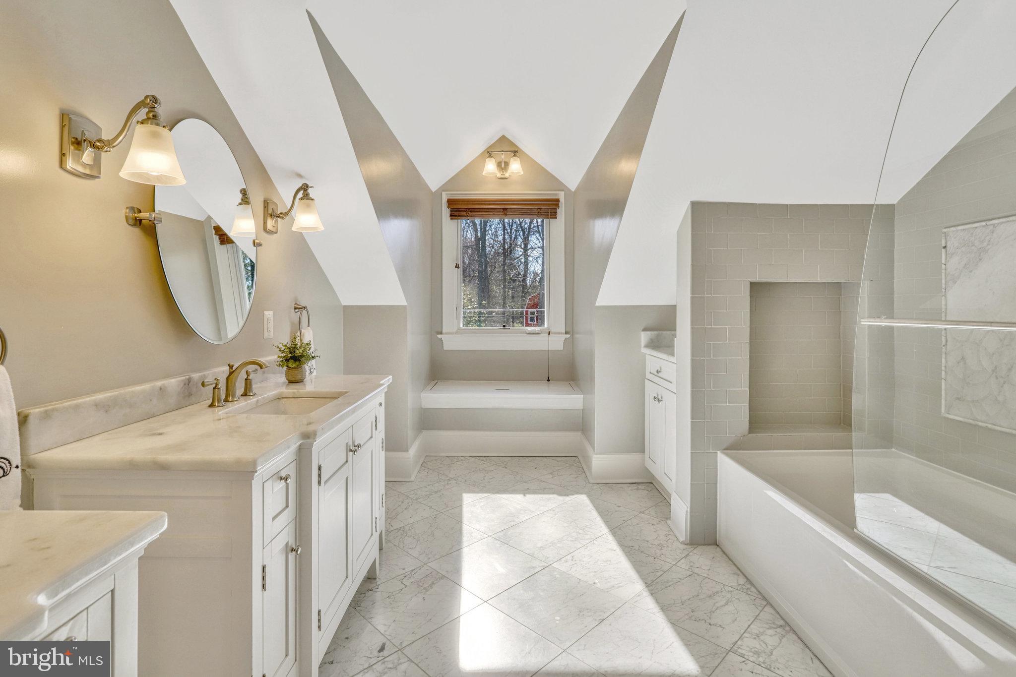 2521 Hunter Mill Road Oakton, VA 22124 - Photo 75 of 132 Bathroom #2