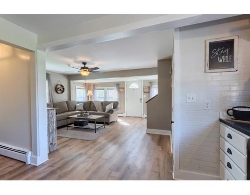 22 Loring Road Methuen, MA 01844 - Photo 7 of 32 Gallery Image 7