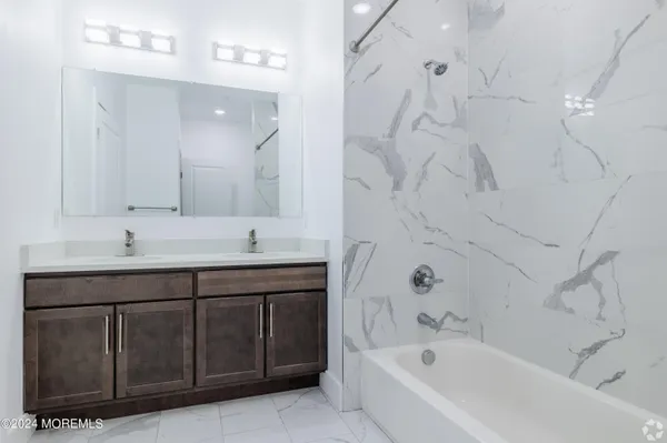 $2,365 | 126 Main Street, Unit 313, Matawan, NJ 07747