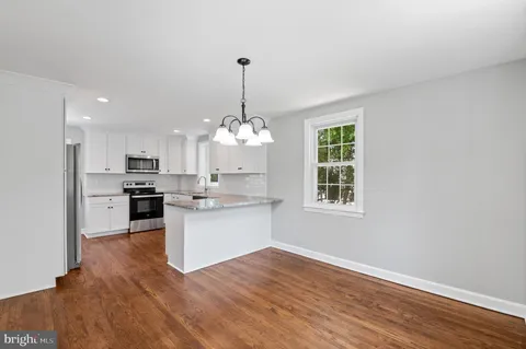 $3,250 | 3731 School Lane, Newtown Square, PA 19073