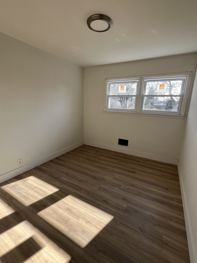 7244 Beckwith Road Morton Grove, IL 60053 - Photo 8 of 9 Gallery Image 8