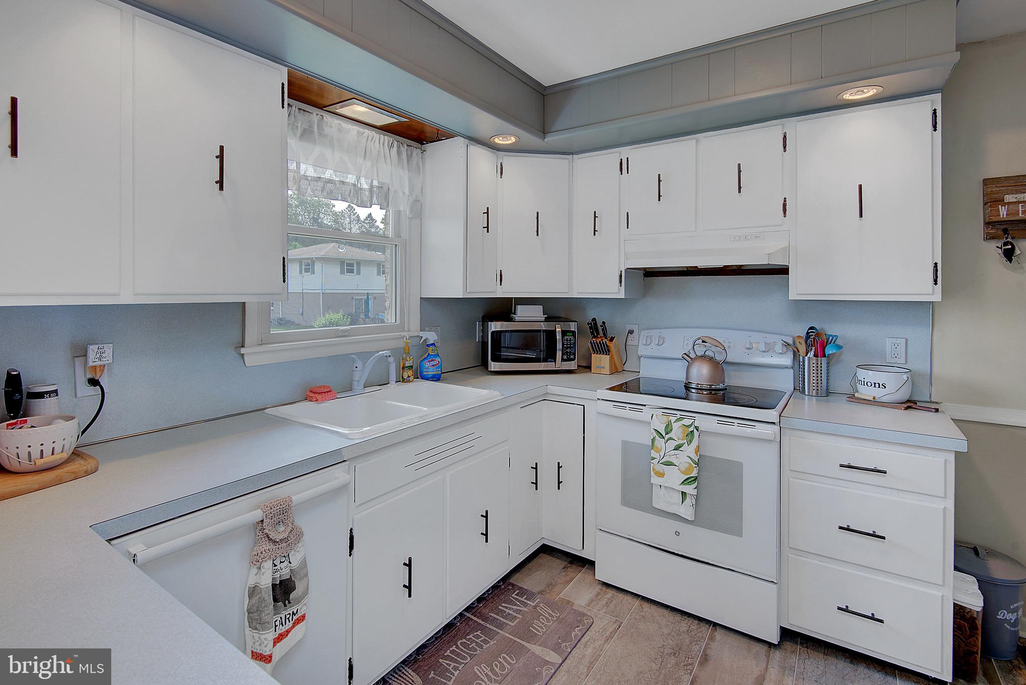 1380 Dayton Road Harrisburg, PA 17113 - Photo 15 of 30 Gallery Image 15