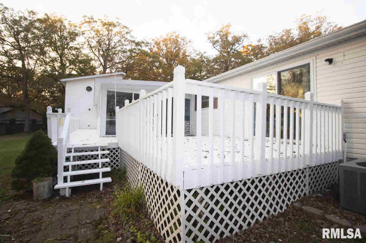 2403 Lakeside Drive Centralia, IL 62801 - Photo 8 of 28