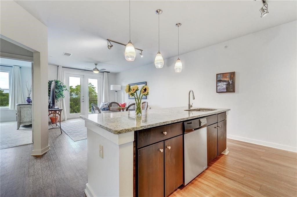 1900 Barton Springs Road, Unit 5024 Austin, TX 78704 - Photo 17 of 24