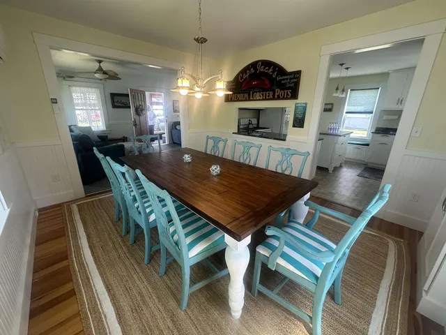 $2,950 | 7 Lyons Street, Hampton, NH 03842