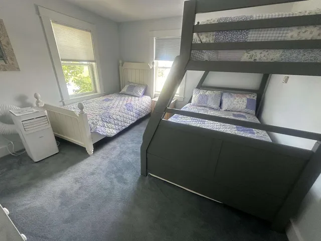 $2,950 | 7 Lyons Street, Hampton, NH 03842