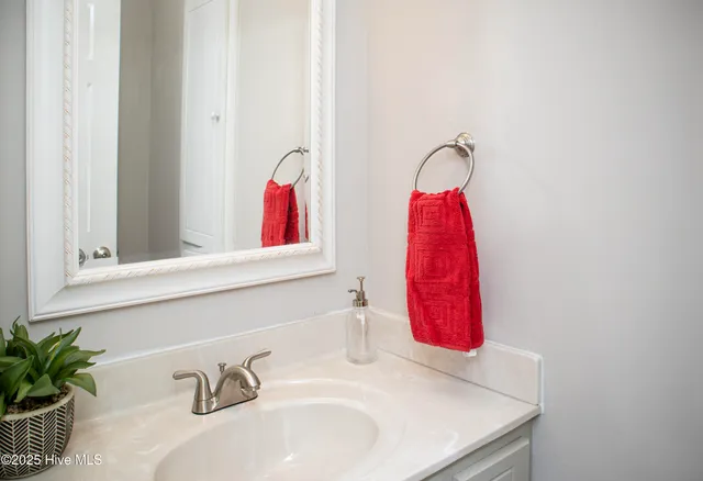 $429,900 | 3715 Martha Lane North, Wilson, NC 27896