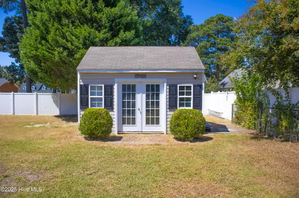 $425,000 | 3715 Martha Lane North, Wilson, NC 27896