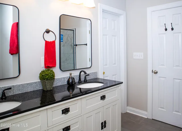 $429,900 | 3715 Martha Lane North, Wilson, NC 27896