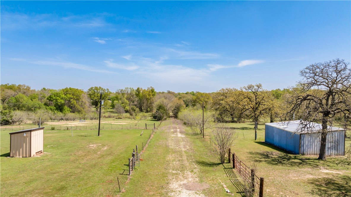 5732 Rose Hill Road Calvert, TX 77837 - Photo 32 of 46 a view of an ocean from a balcony
