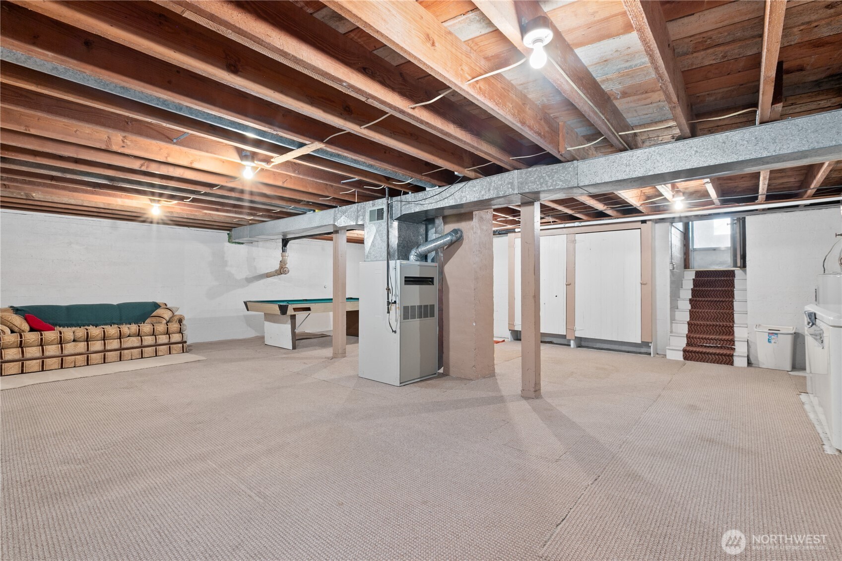 9112 Axling Road Lynden, WA 98264 - Photo 16 of 38 a view of empty room with wooden walls