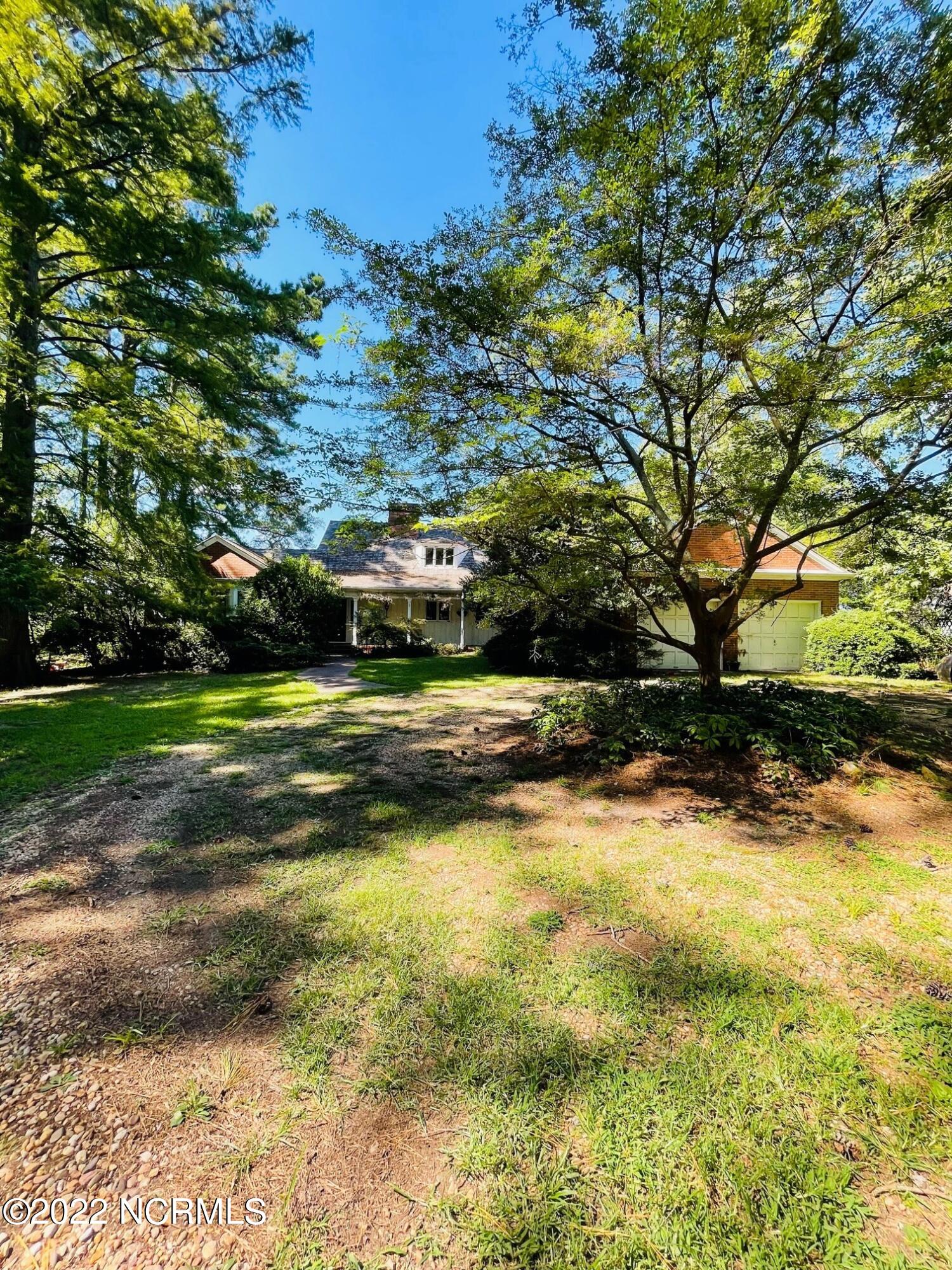 1808 Rivershore Road Elizabeth City, NC 27909 - Photo 1 of 40 1808 Rivershore
