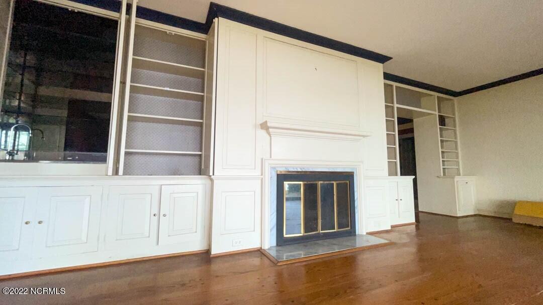 1808 Rivershore Road Elizabeth City, NC 27909 - Photo 16 of 40 built-ins