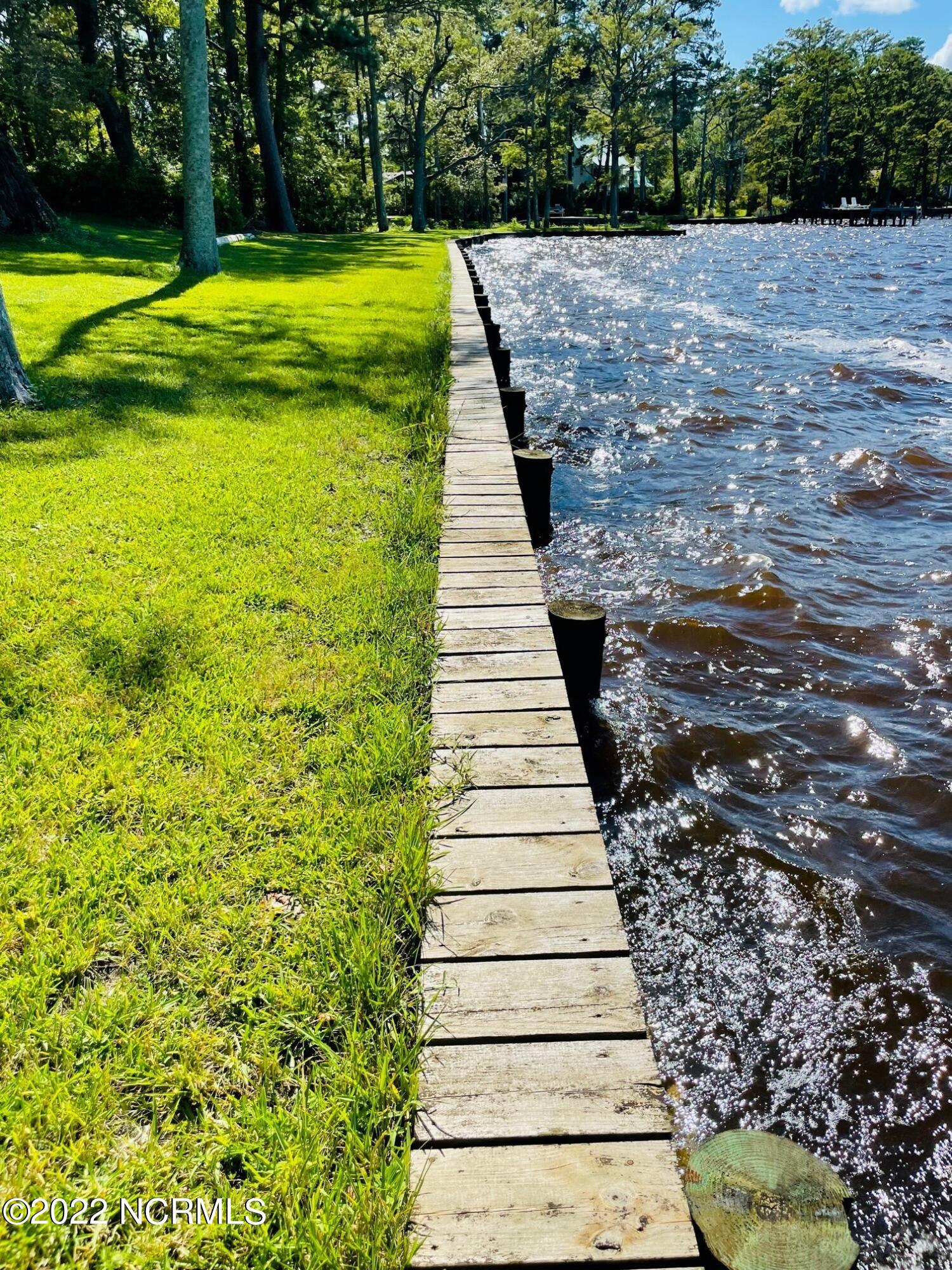 1808 Rivershore Road Elizabeth City, NC 27909 - Photo 5 of 40 Newer bulkhead