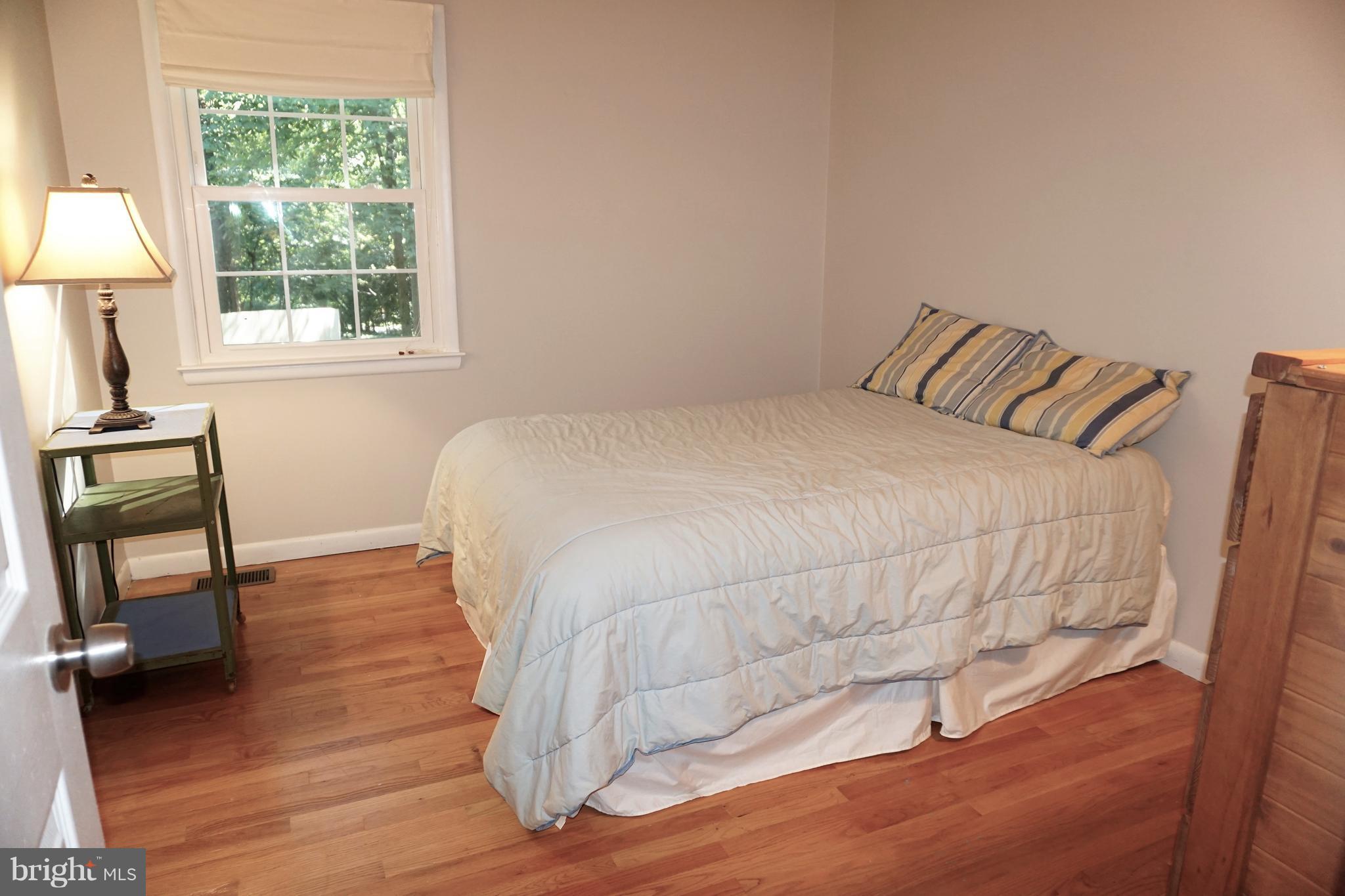 100 Chautaugua Road Arnold, MD 21012 - Photo 22 of 30 Third Bedroom