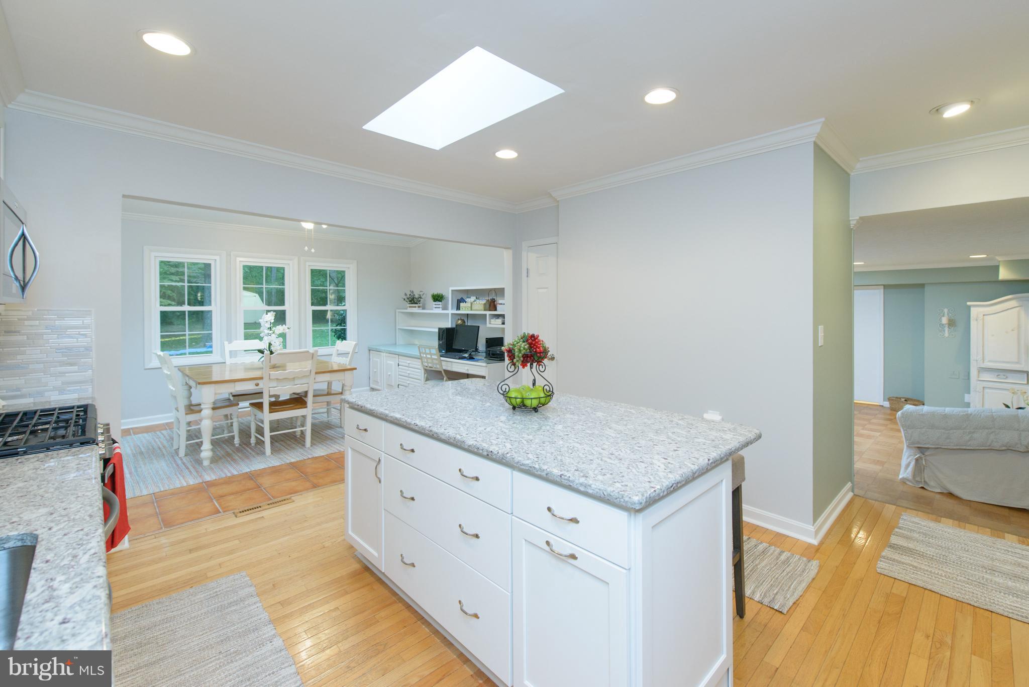 100 Chautaugua Road Arnold, MD 21012 - Photo 10 of 30 Kitchen with Skylight & Recessed Lighting