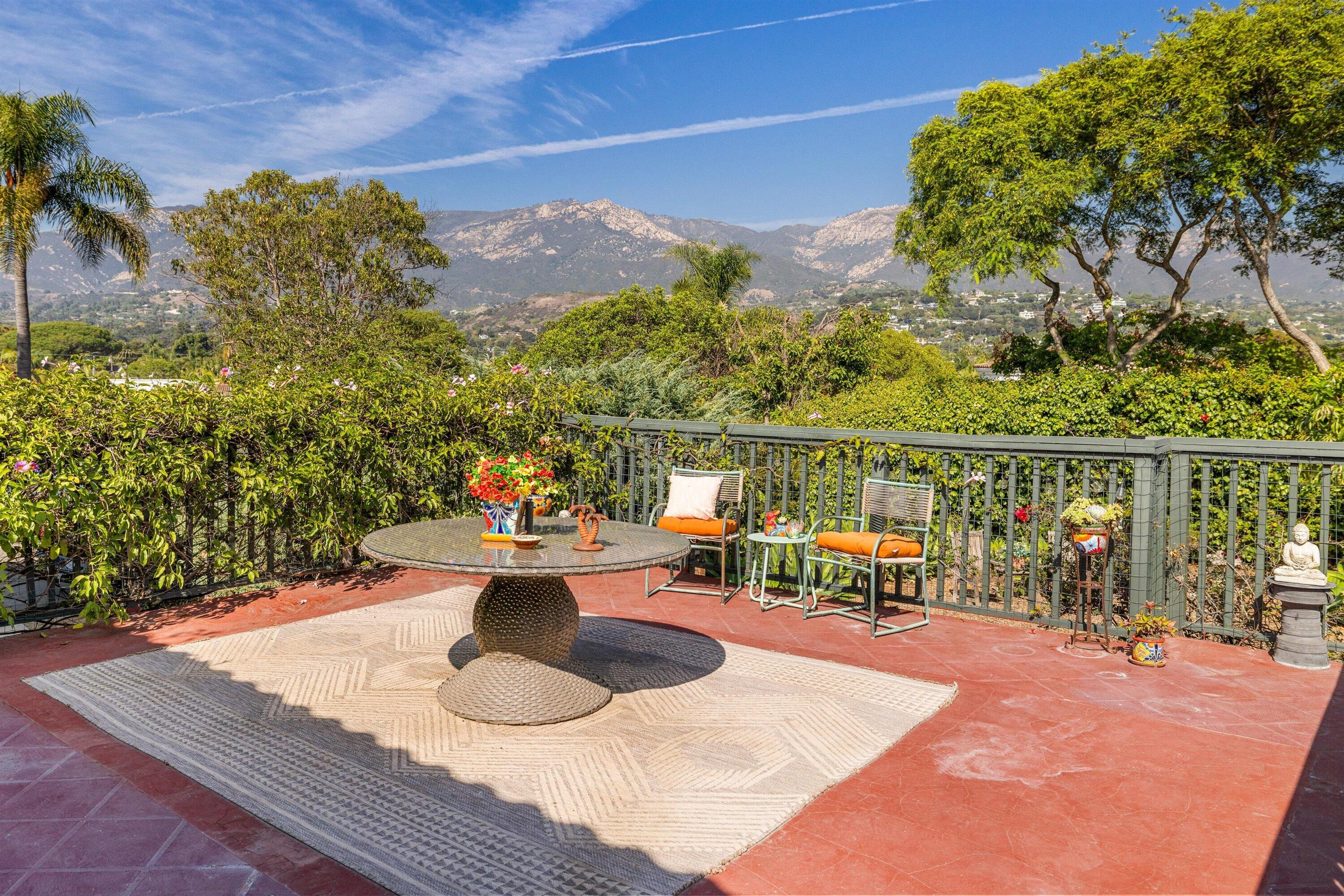 3050 Serena Road Santa Barbara, CA 93105 - Photo 2 of 58 17-7L5A8701