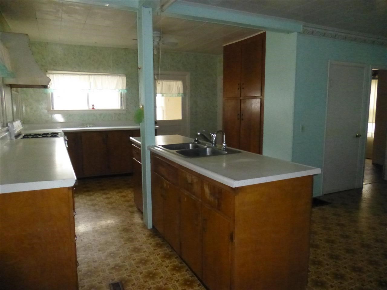 10500 Antcliff Road Fowlerville, MI 48836 - Photo 17 of 35 21534541-16.JPG