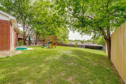 $339,900 | 7104 Summerset Drive, Benbrook, TX 76126