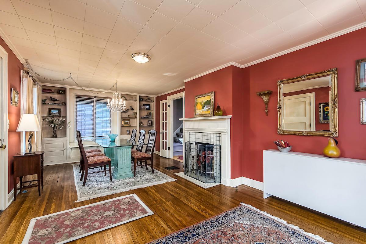 330 East Torrence Road Columbus, OH 43214 - Photo 3 of 52 Gallery Image 3