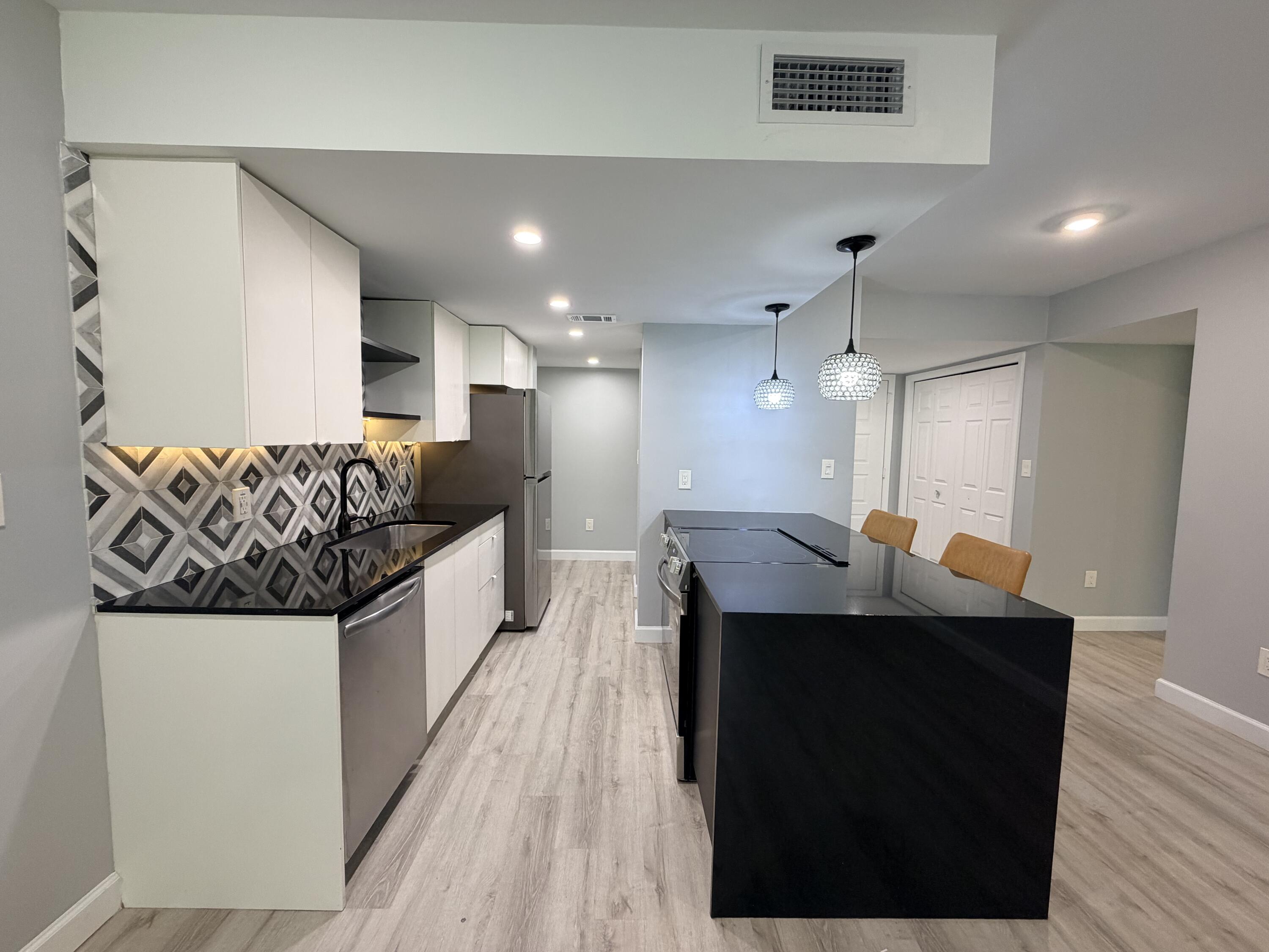 4501 West McNab Road, Unit 11 Pompano Beach, FL 33069 - Photo 6 of 32 IMG_9852