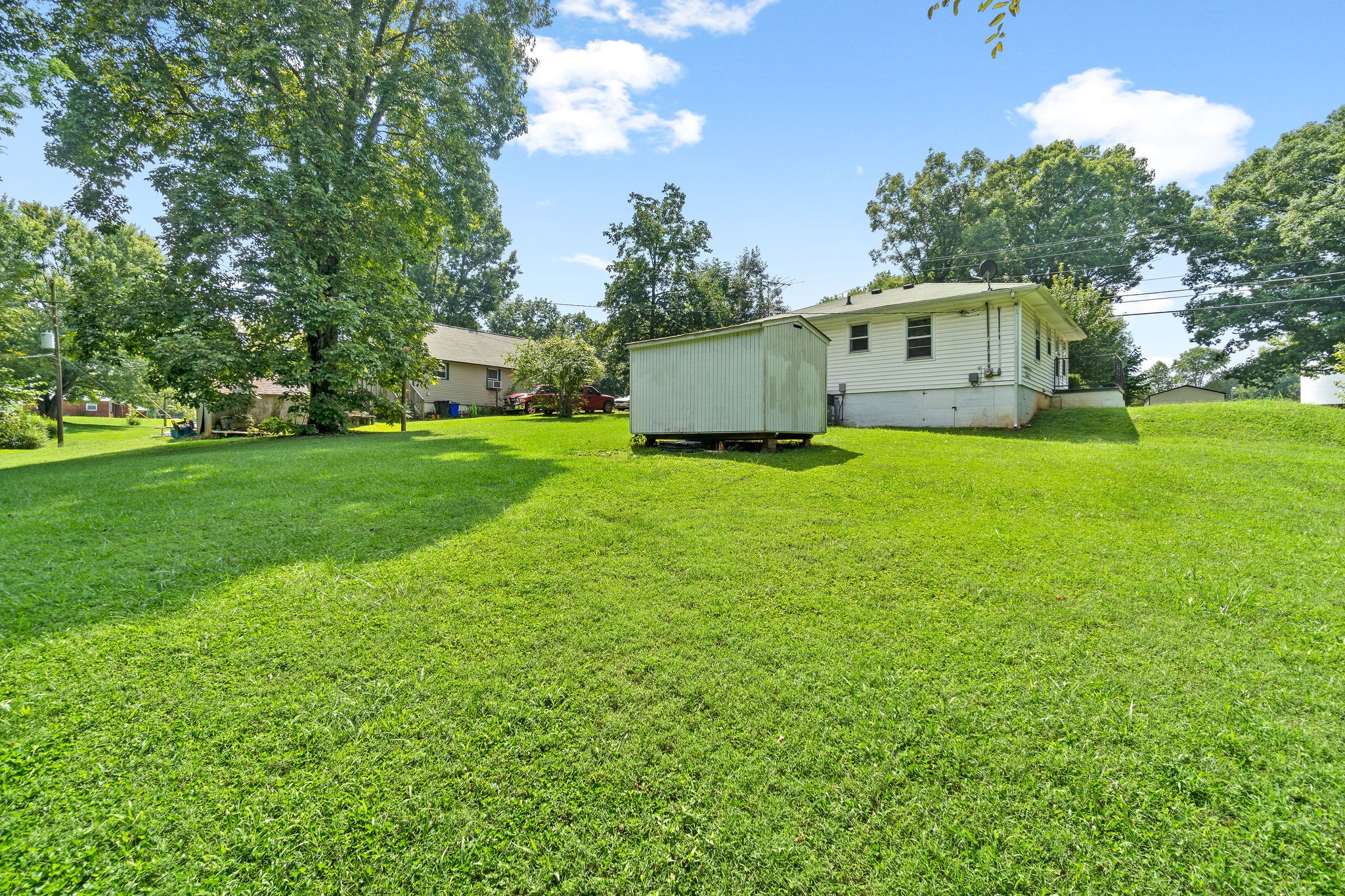 425 High Point Road Clarksville, TN 37042 - Photo 21 of 30 Gallery Image 21