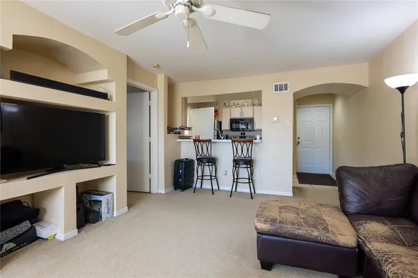 $140,000 | 7300 Westpointe Boulevard, Unit 729, Orlando, FL 32835
