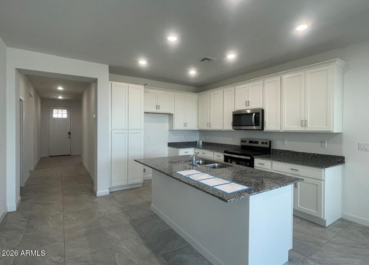 26437 West Crown King Road Buckeye, AZ 85326 - Photo 8 of 15
