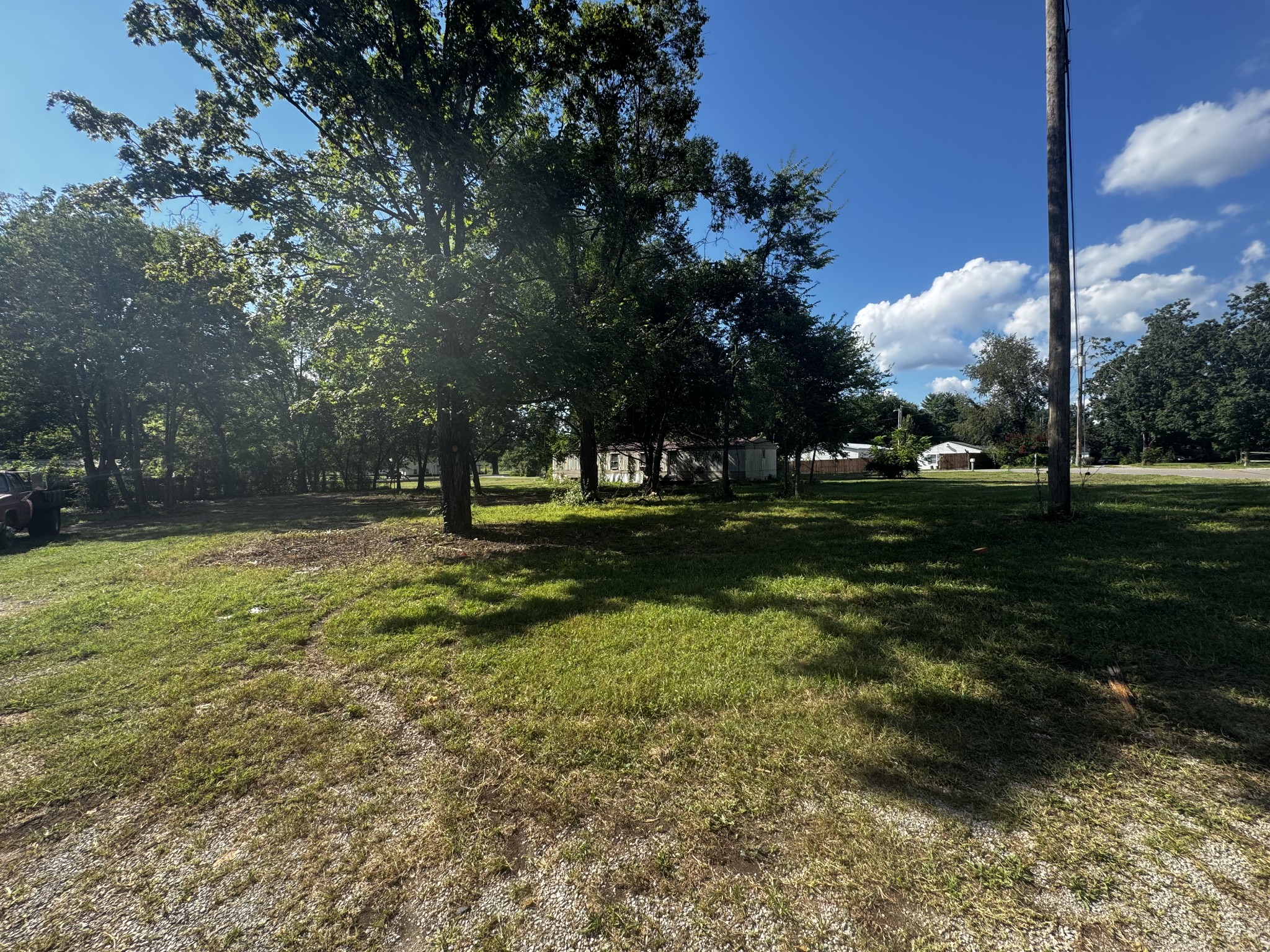 6257 East Buckeye Bottom Road Murfreesboro, TN 37129 - Photo 2 of 4 a view of a park