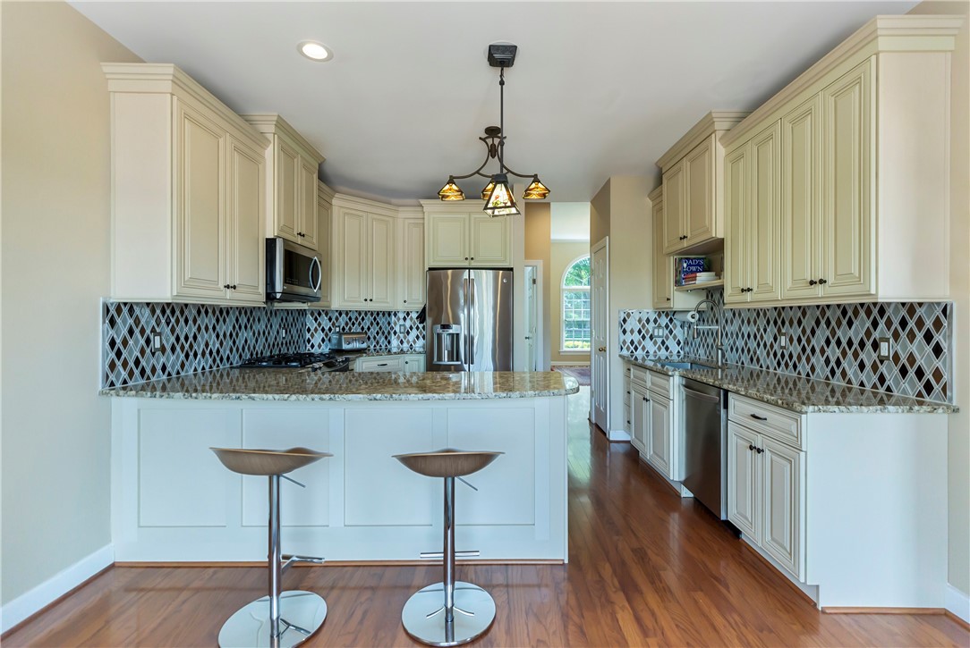 407 Arbor Way Seneca, SC 29672 - Photo 16 of 42 Gallery Image 16