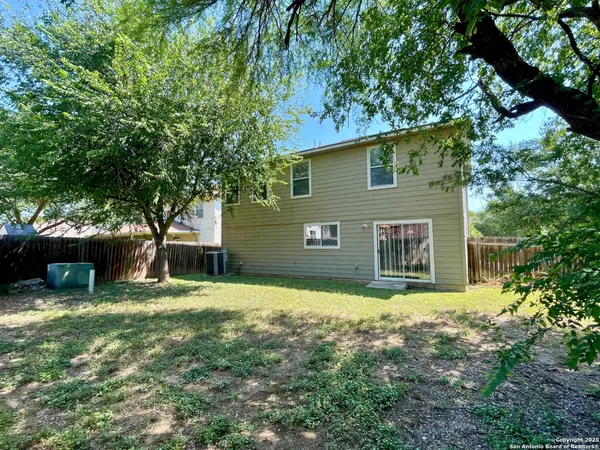 $1,800 | 11005 Crystal Plain, San Antonio, TX 78233
