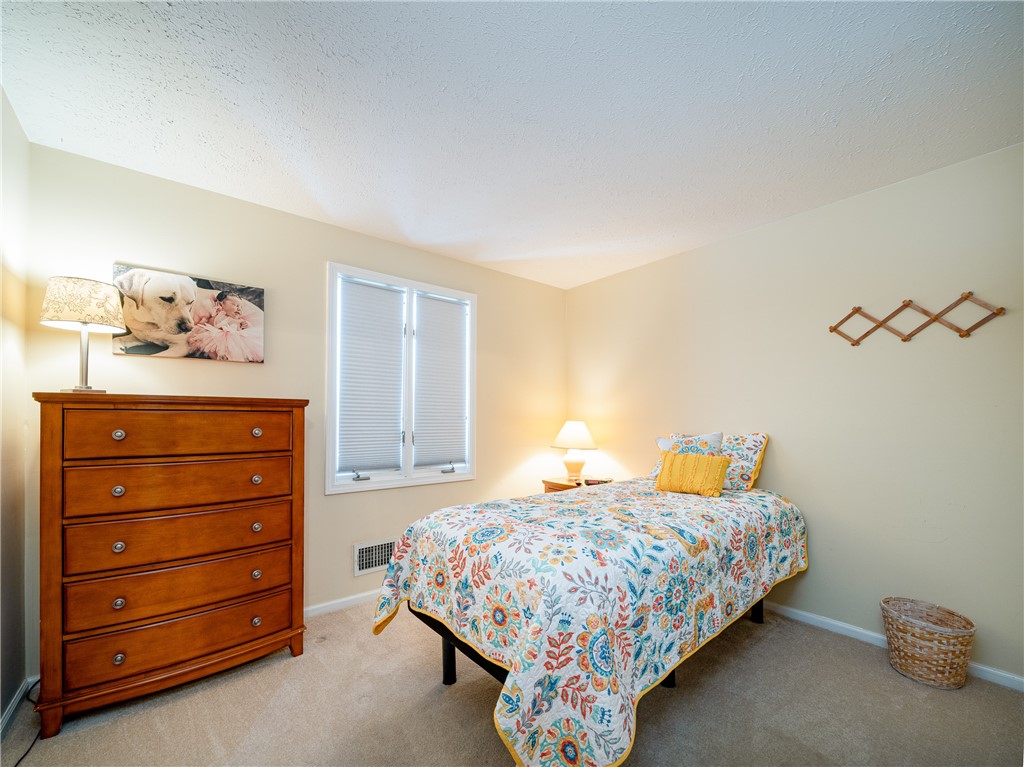 70 Groveview Circle Greece, NY 14612 - Photo 16 of 42