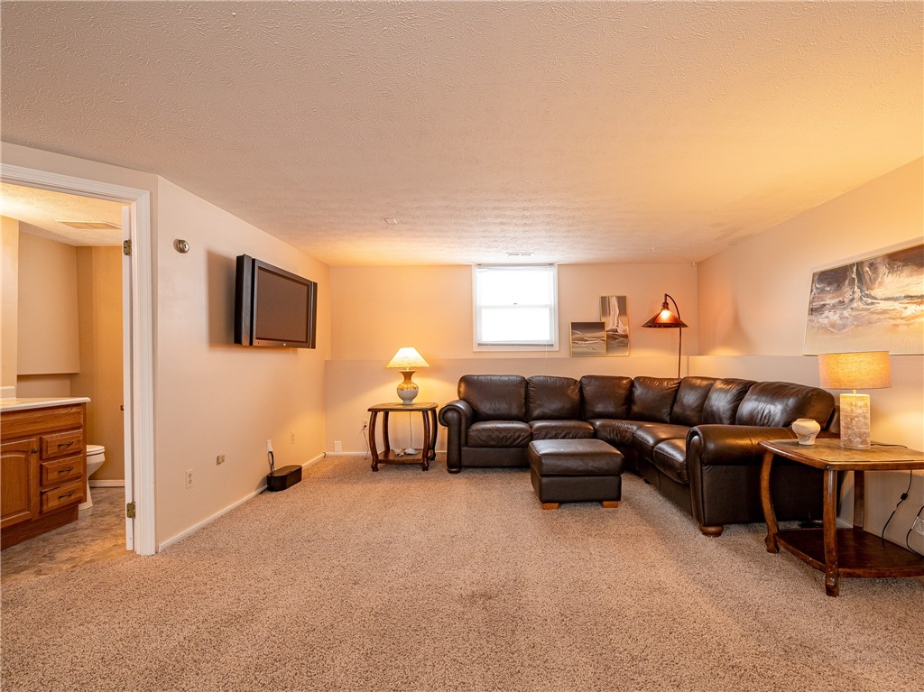 70 Groveview Circle Greece, NY 14612 - Photo 26 of 42