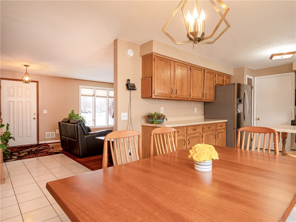 70 Groveview Circle Greece, NY 14612 - Photo 10 of 42