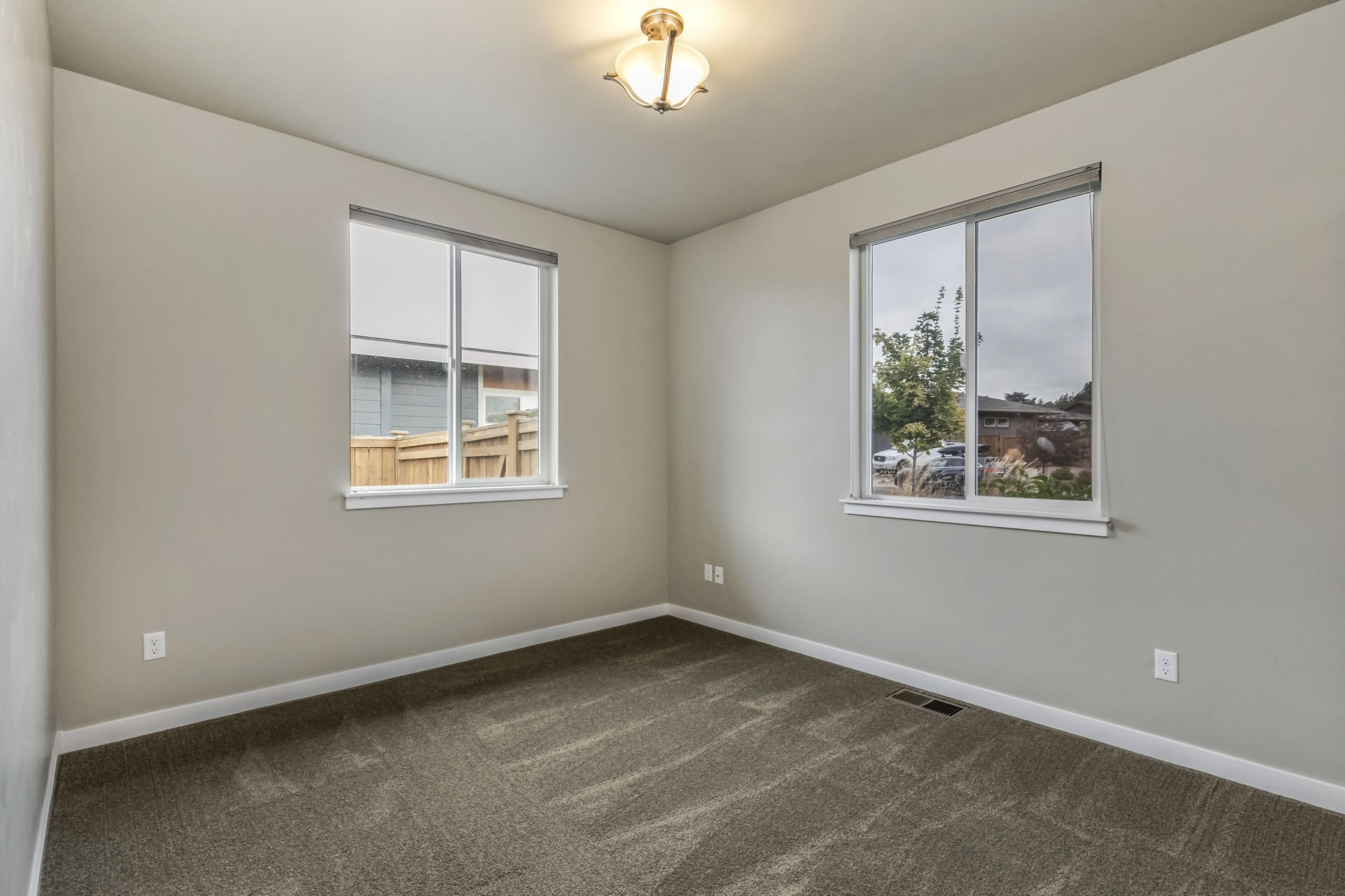 3443 Southwest 47th Street Redmond, OR 97756 - Photo 13 of 21 13