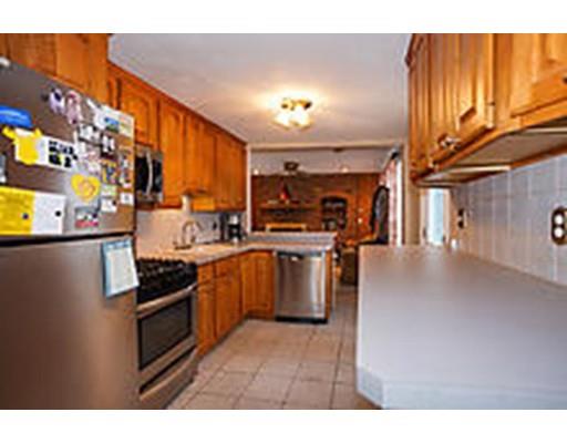 10 Jeffrey Road Billerica, MA 01821 - Photo 6 of 17