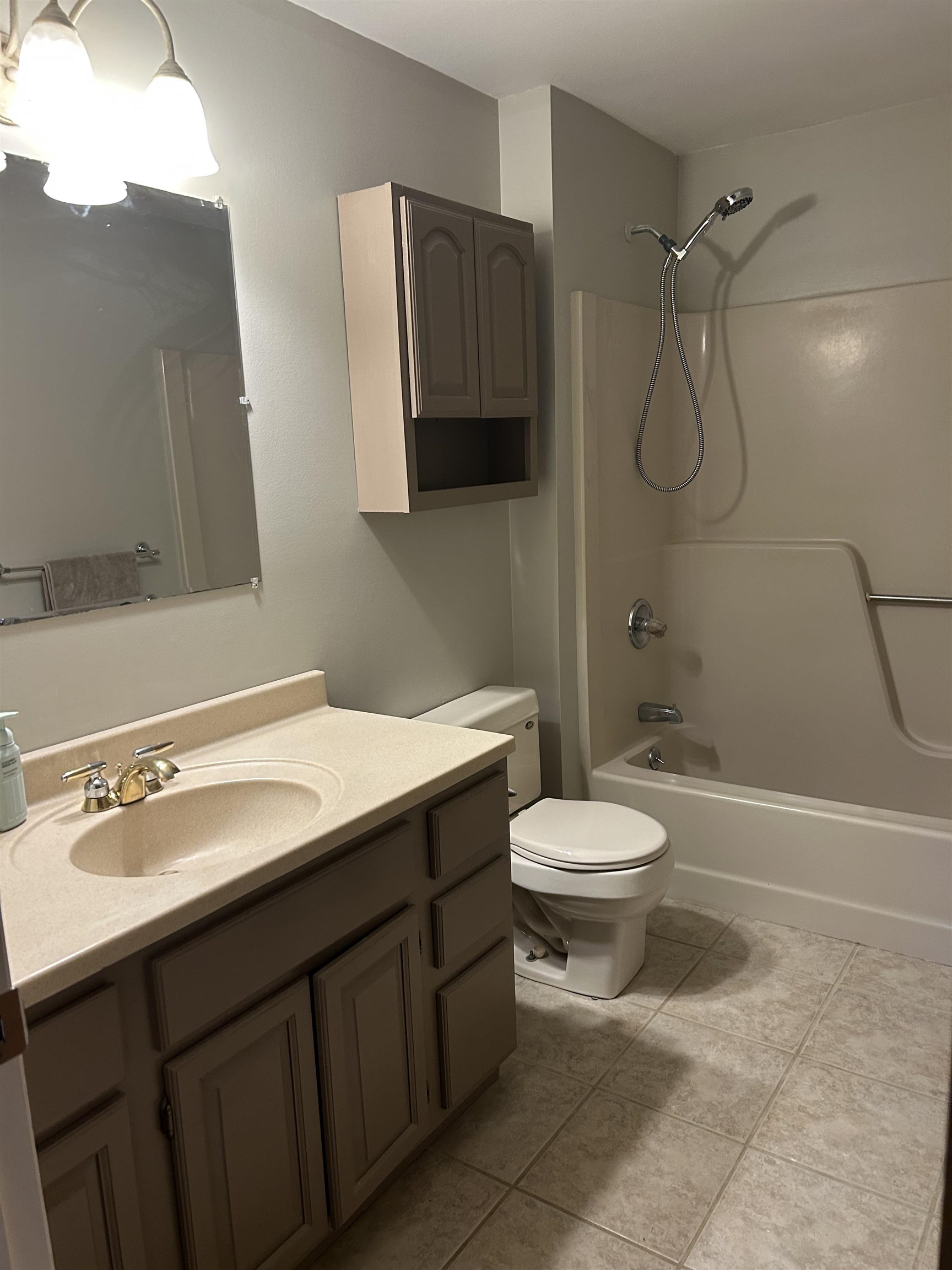 23 R Pingree Hill Road Derry, NH 03038 - Photo 11 of 26