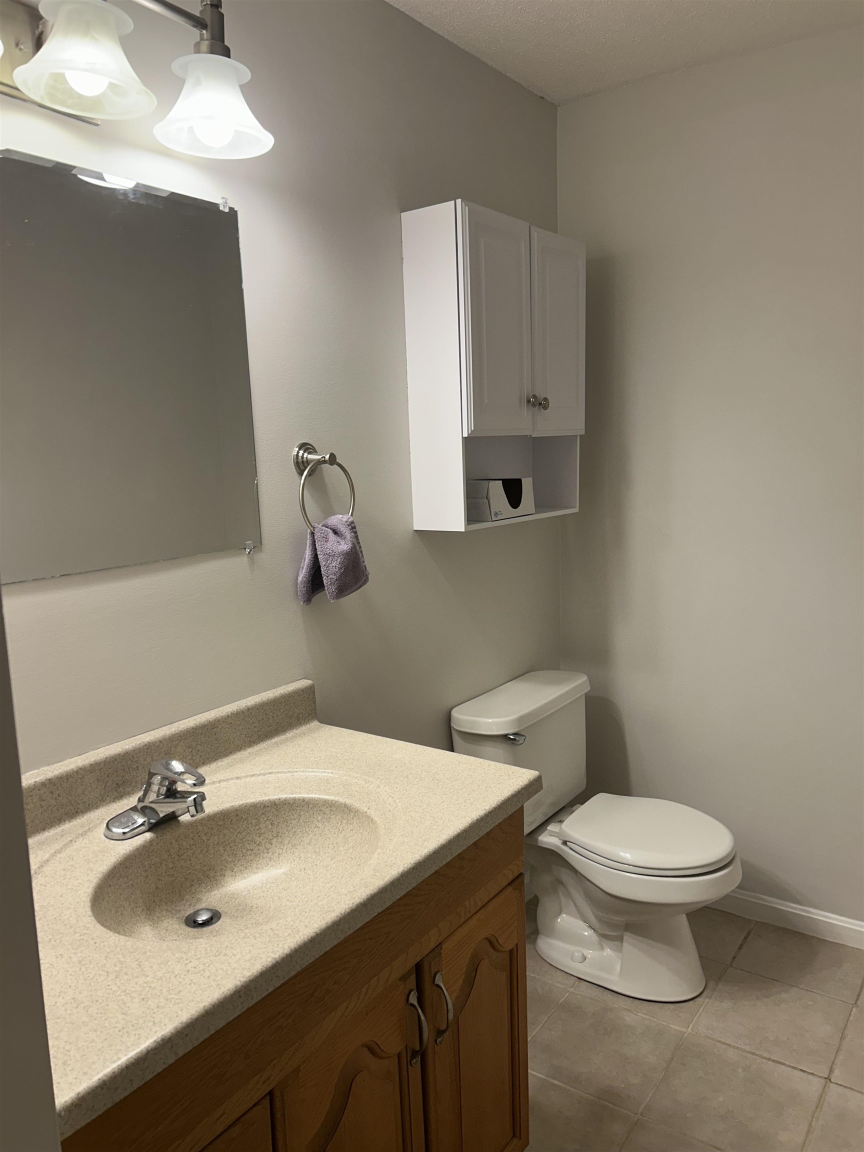 23 R Pingree Hill Road Derry, NH 03038 - Photo 4 of 26