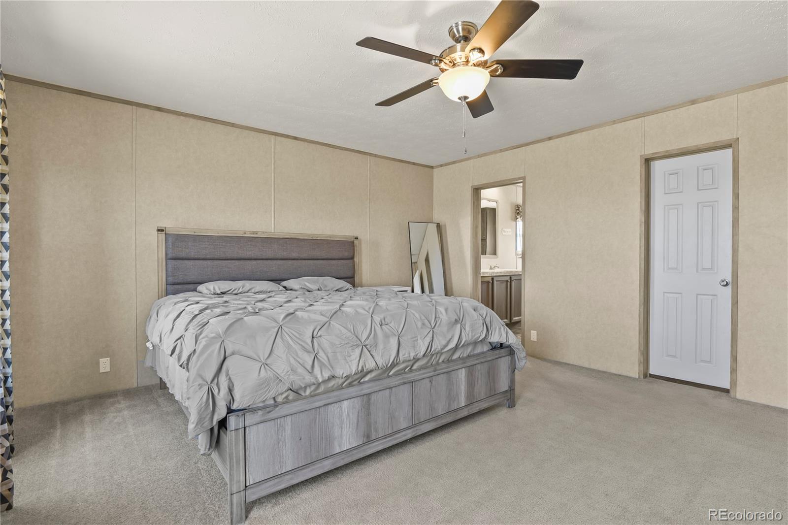 22280 Jones Road Peyton, CO 80831 - Photo 15 of 48