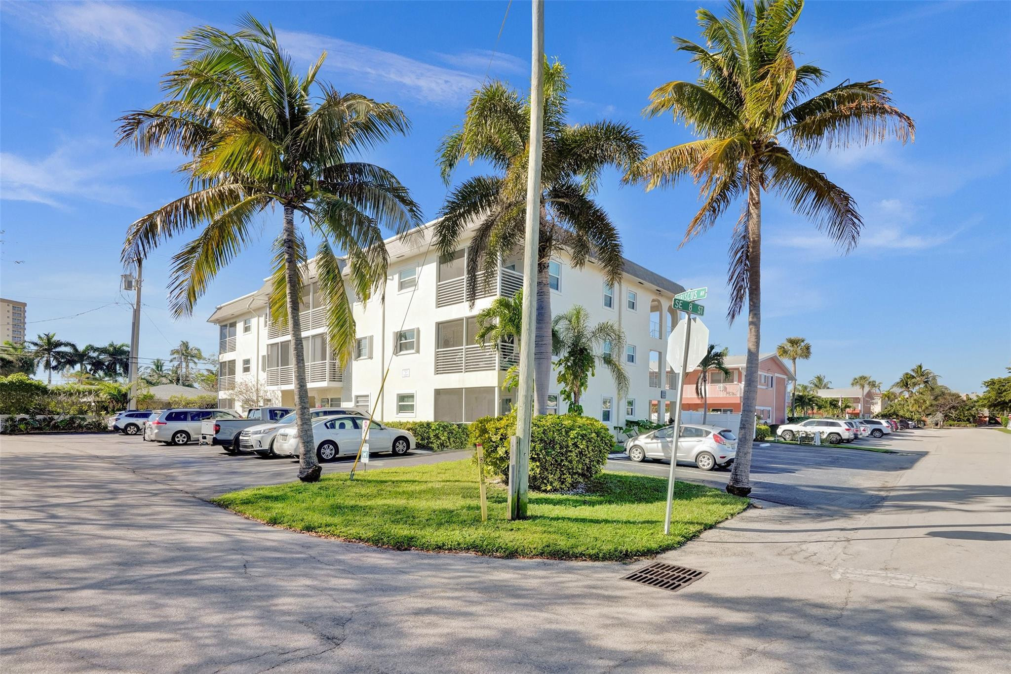 3216 Southeast 8th Street, Unit 305 Pompano Beach, FL 33062 - Photo 33 of 34 Photo 33