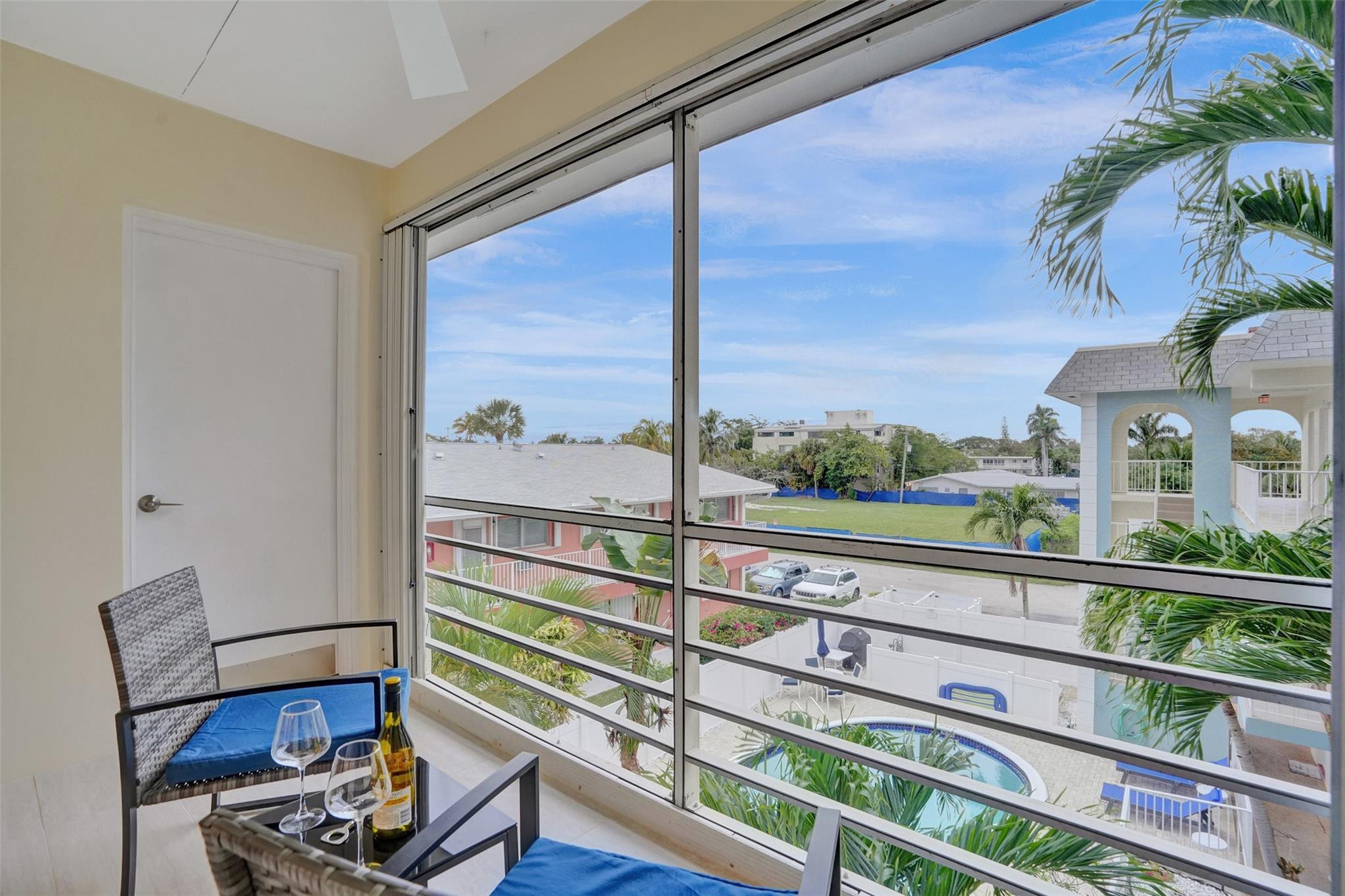 3216 Southeast 8th Street, Unit 305 Pompano Beach, FL 33062 - Photo 9 of 34 Photo 9