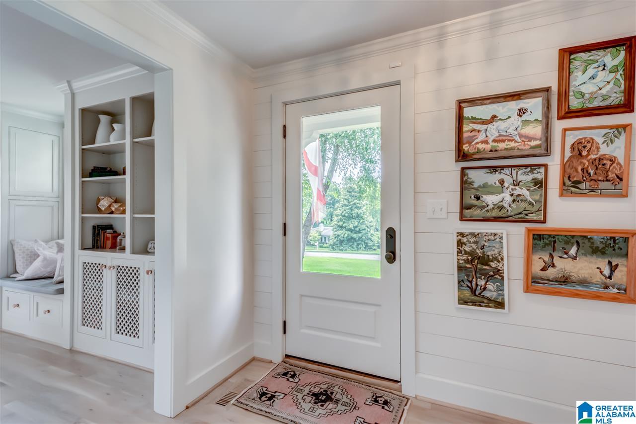 2212 Shades Crest Road Birmingham, AL 35216 - Photo 3 of 38