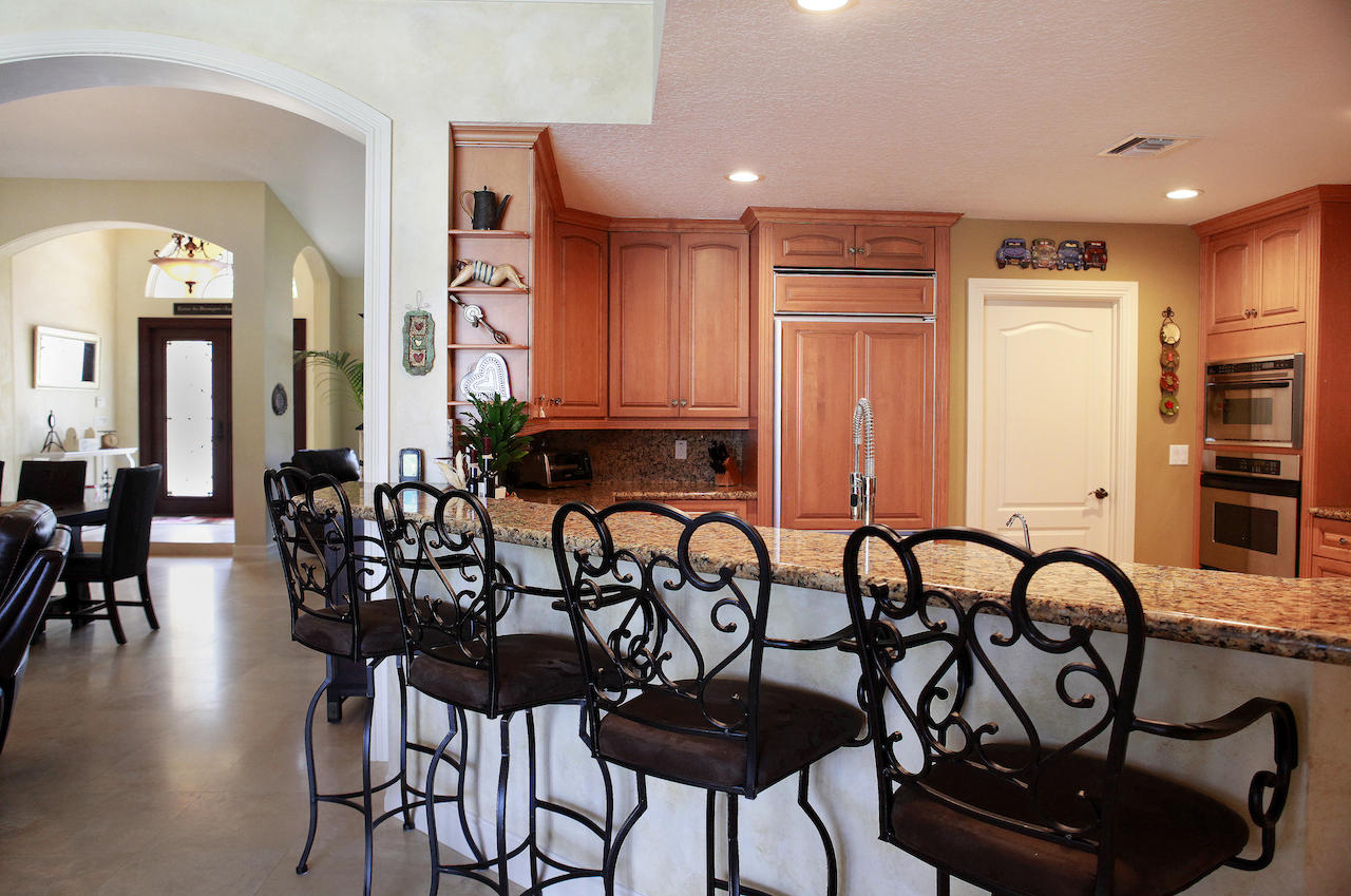 771 Appleby Street Boca Raton, FL 33487 - Photo 11 of 41 MLS 10 KITCHEN BAR