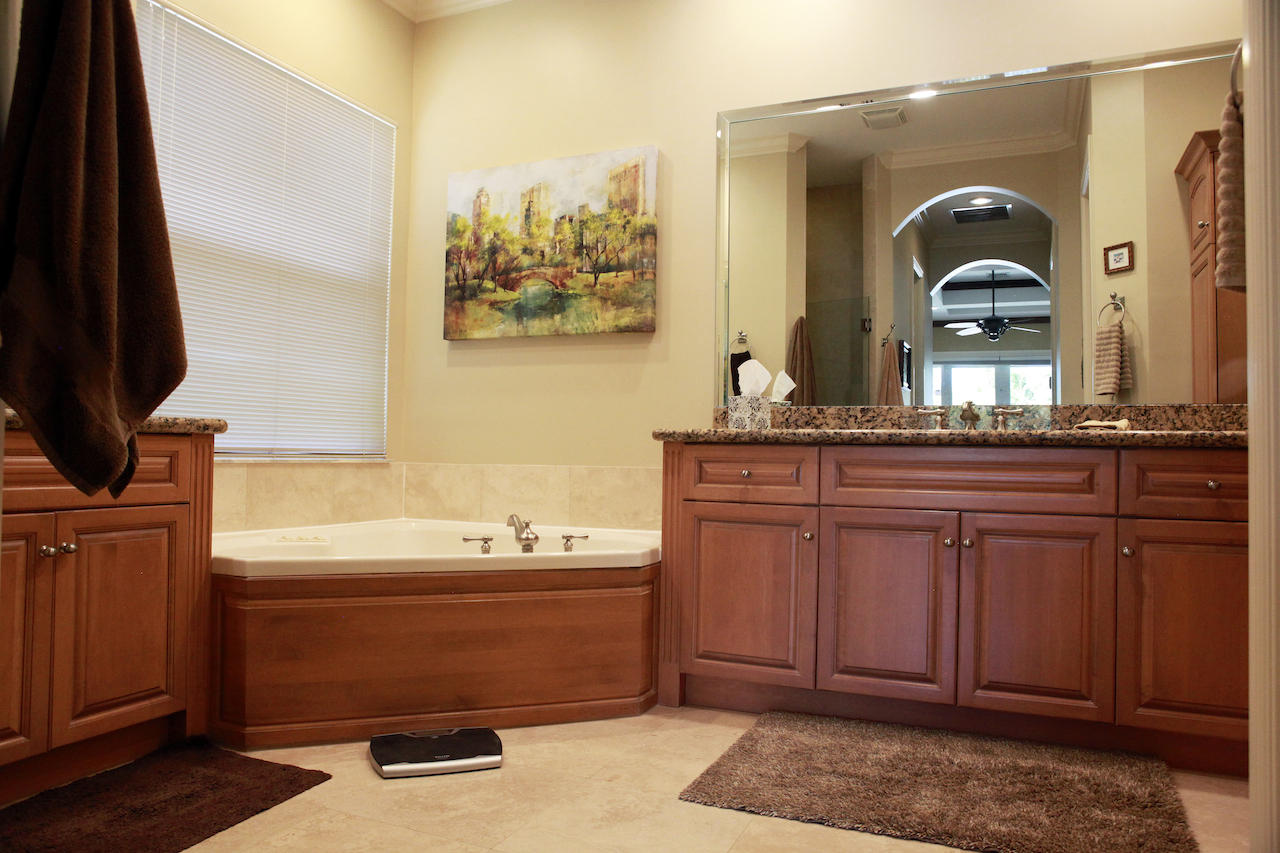 771 Appleby Street Boca Raton, FL 33487 - Photo 22 of 41 MLS 21 MASTER BATH