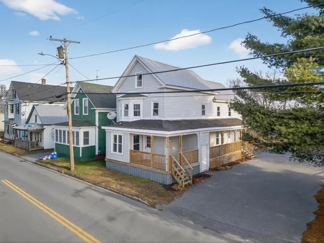$249,900 | 158 Water Street, Waterville, ME 04901