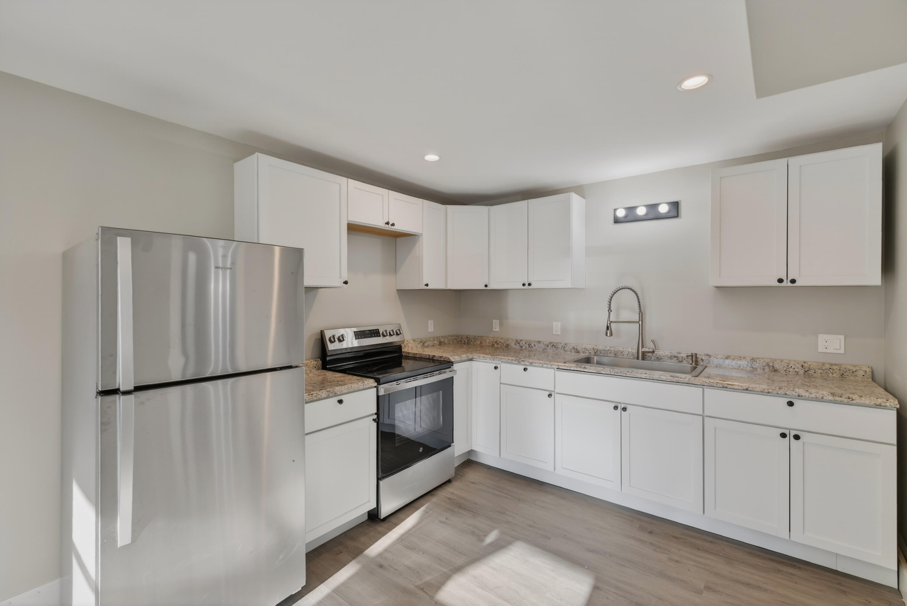 158 Water Street Waterville, ME 04901 - Photo 7 of 51 DSC04286