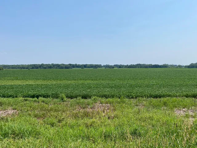 $300,000 | 40525 Highway 65, Braham, MN 55006