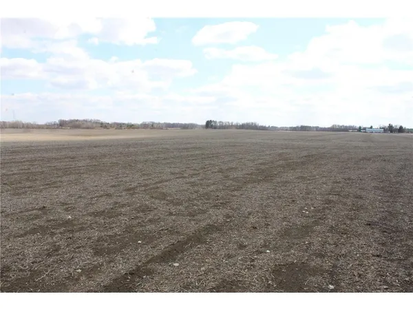 $300,000 | 40525 Highway 65, Braham, MN 55006